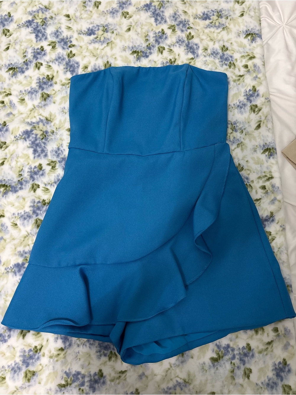 DO+BE Strapless Blue Ruffle Romper